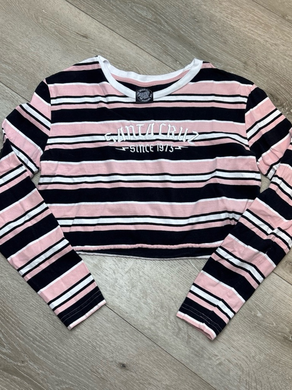 Santa Cruz Pink & Black Striped Long-Sleeve Crop Top